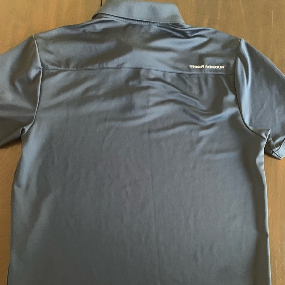 Men’s Under Armour Polo (M) - Picture 2 of 2